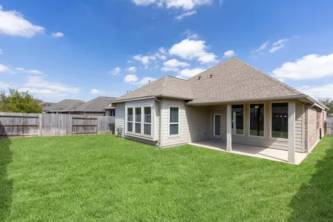 $375,000 | 2611 Ivy Wood Lane, Conroe, TX 77385