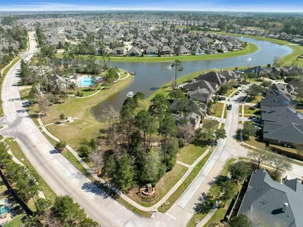 $375,000 | 2611 Ivy Wood Lane, Conroe, TX 77385