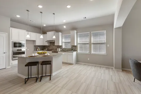 $375,000 | 2611 Ivy Wood Lane, Conroe, TX 77385