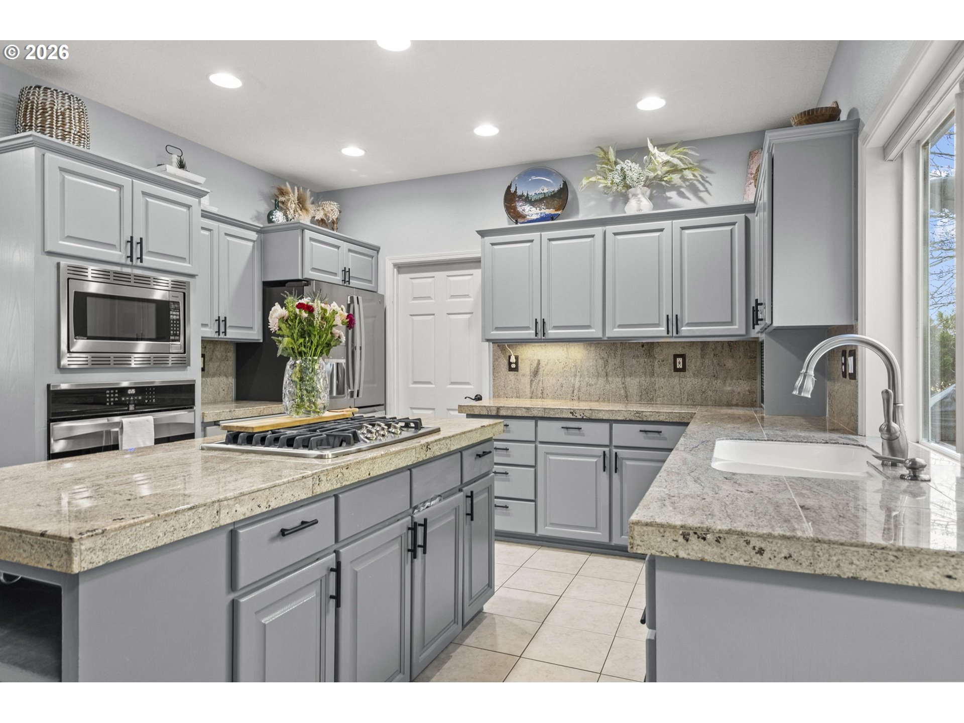 8560 Southwest 151st Place Beaverton, OR 97007 - Photo 13 of 37