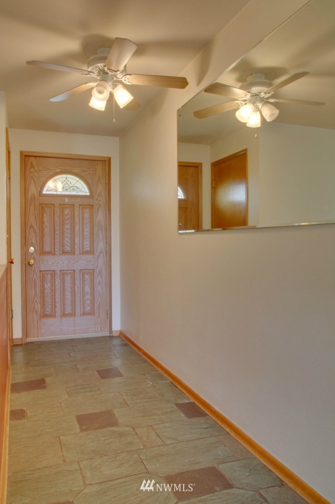 845 Index Court Northeast Renton, WA 98056 - Photo 2 of 24 Gallery Image 2