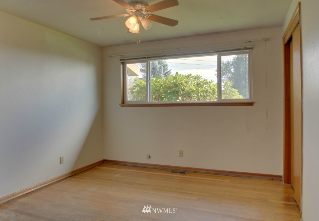 845 Index Court Northeast Renton, WA 98056 - Photo 12 of 24 Gallery Image 12
