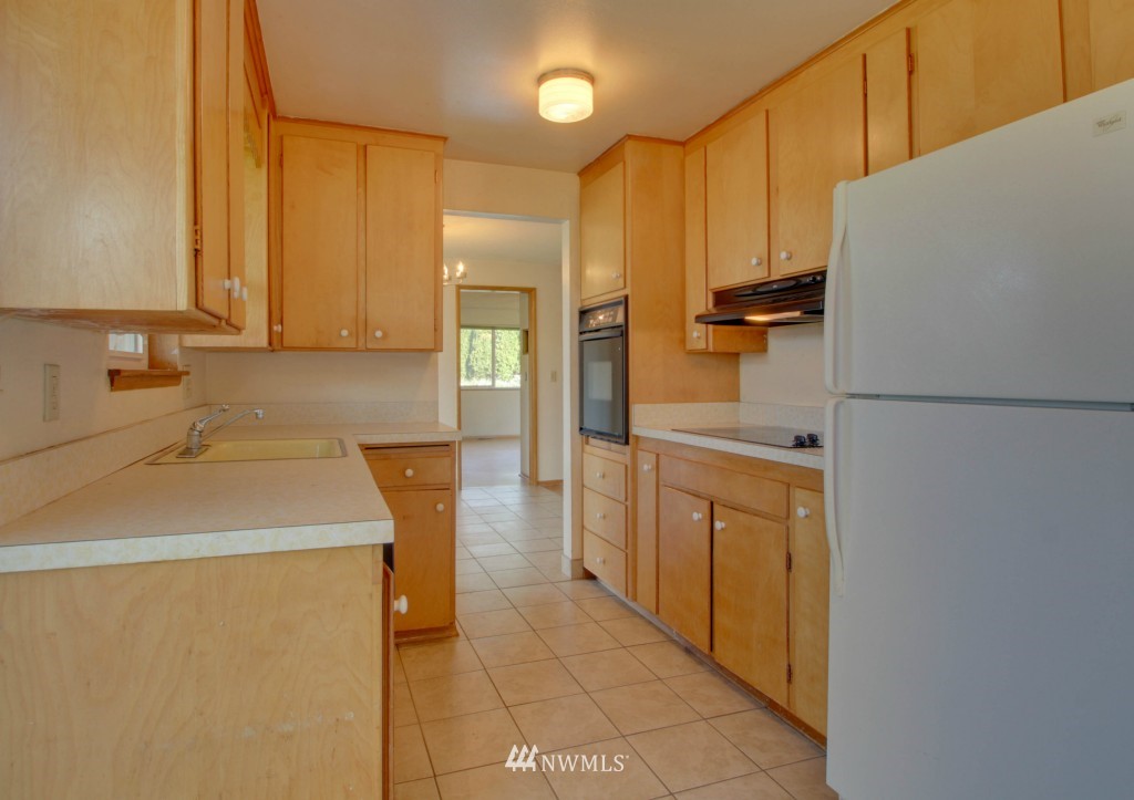 845 Index Court Northeast Renton, WA 98056 - Photo 7 of 24 Gallery Image 7
