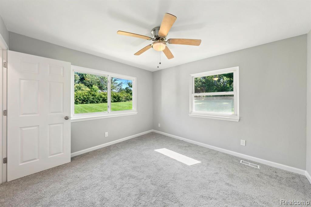 5461 West Coon Lake Road Howell, MI 48843 - Photo 27 of 47