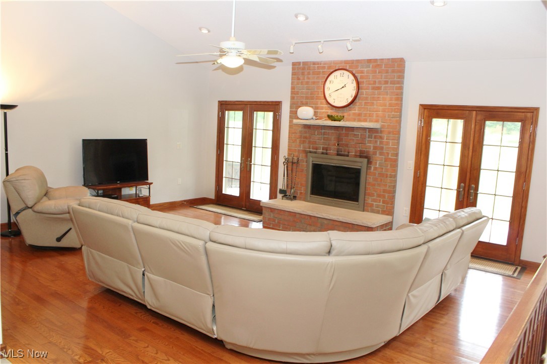 4901 New Castle Road Lowellville, OH 44436 - Photo 9 of 50