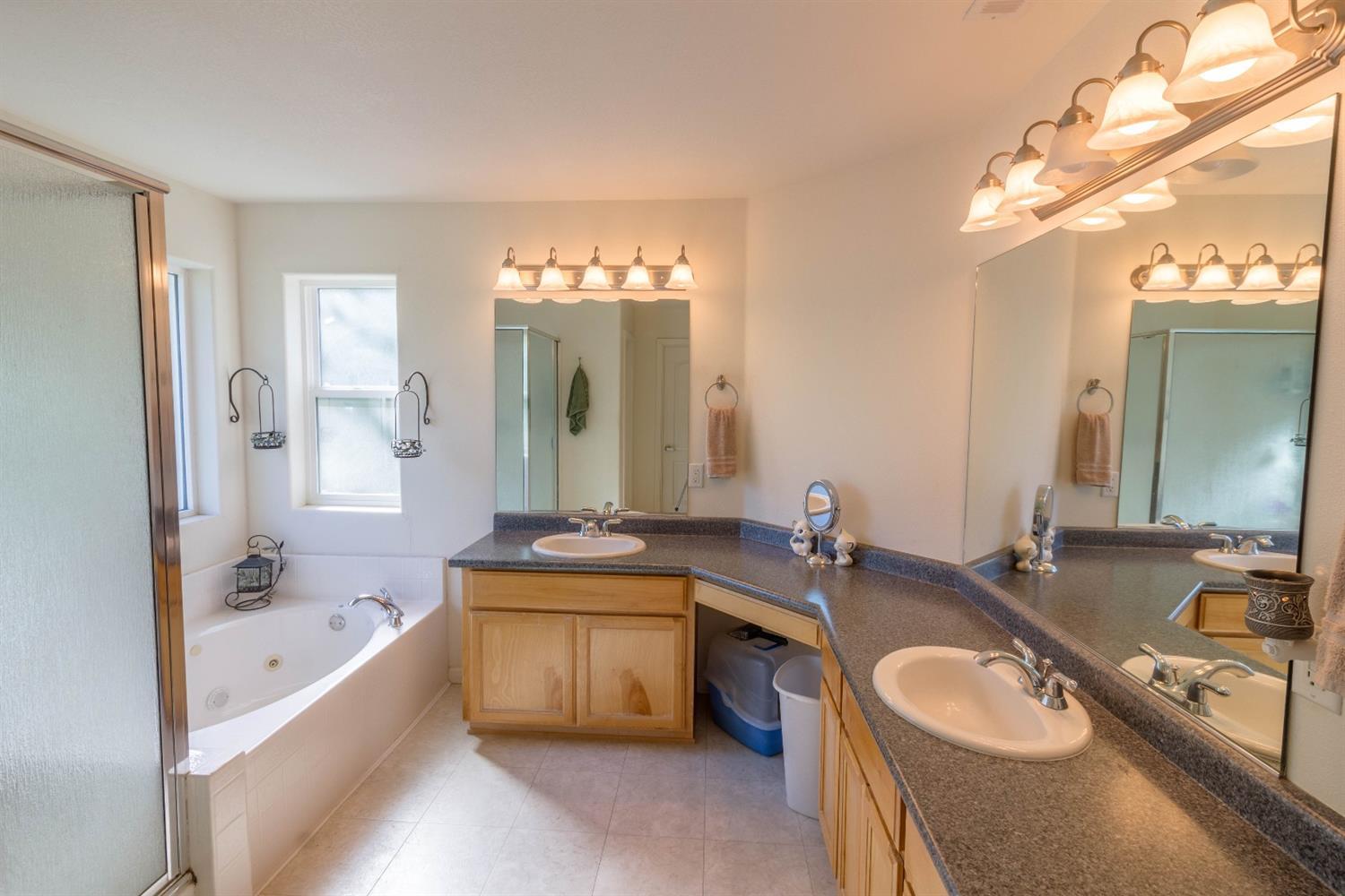5747 Old Stage Road Central Point, OR 97502 - Photo 14 of 22 Additional Photo