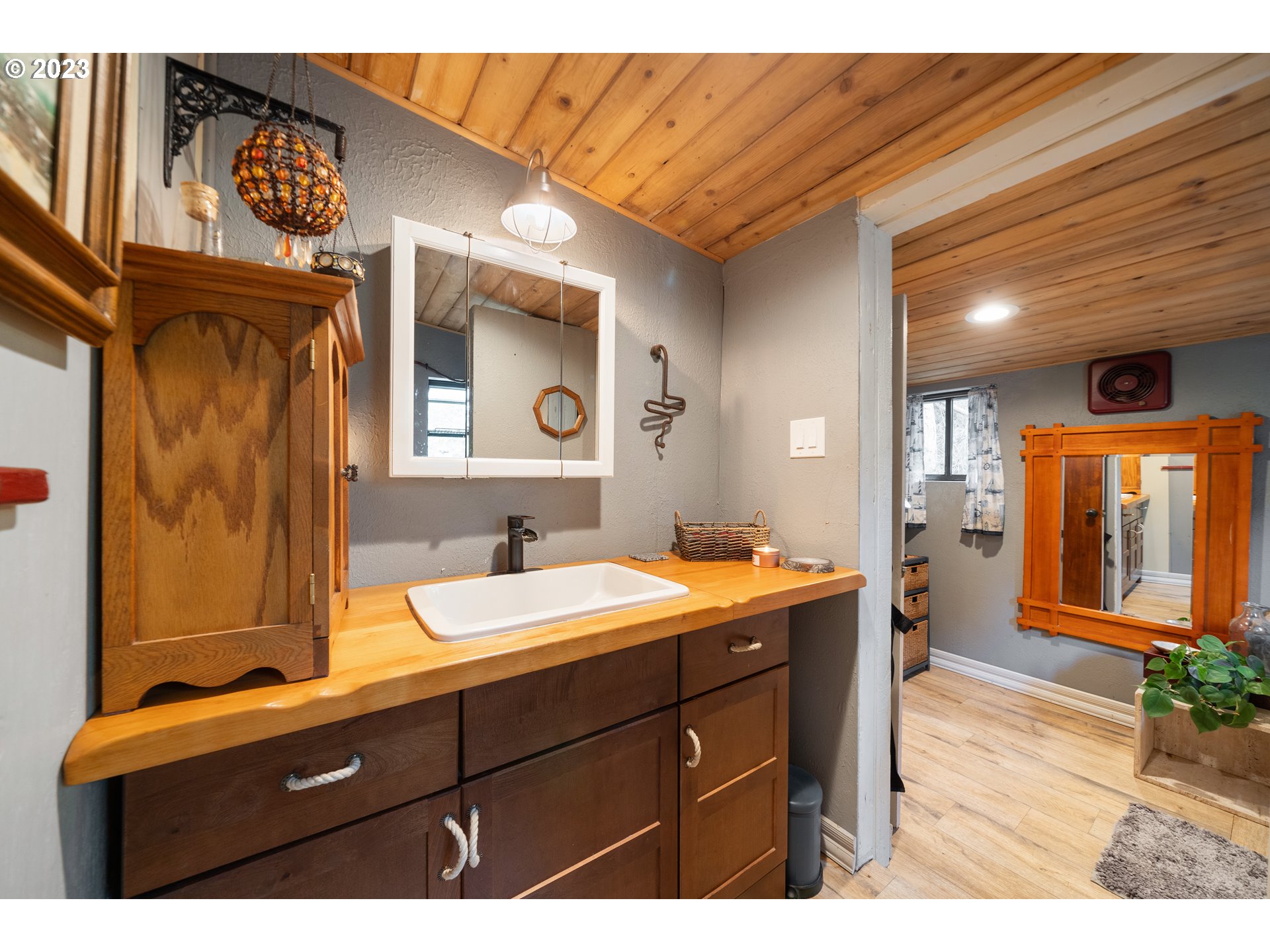 15602 Arndt Road Aurora, OR 97002 - Photo 12 of 41 Gallery Image 12