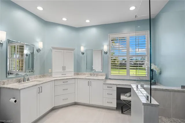 $995,000 | 1540 Clermont Drive, Unit 103, Naples, FL 34109