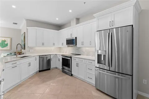 $949,000 | 1540 Clermont Drive, Unit 103, Naples, FL 34109