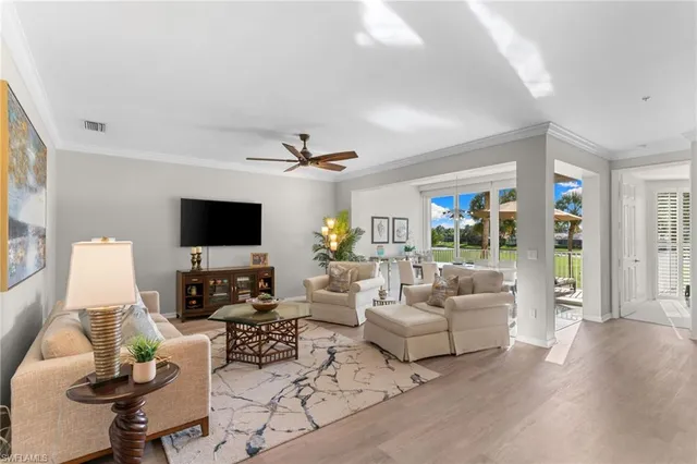$995,000 | 1540 Clermont Drive, Unit 103, Naples, FL 34109