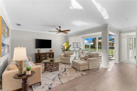 $949,000 | 1540 Clermont Drive, Unit 103, Naples, FL 34109