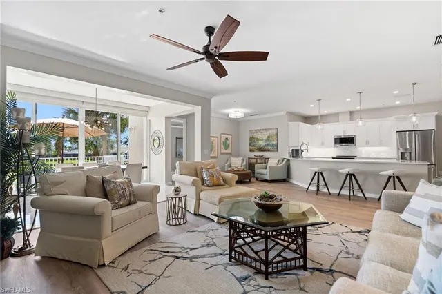 $995,000 | 1540 Clermont Drive, Unit 103, Naples, FL 34109