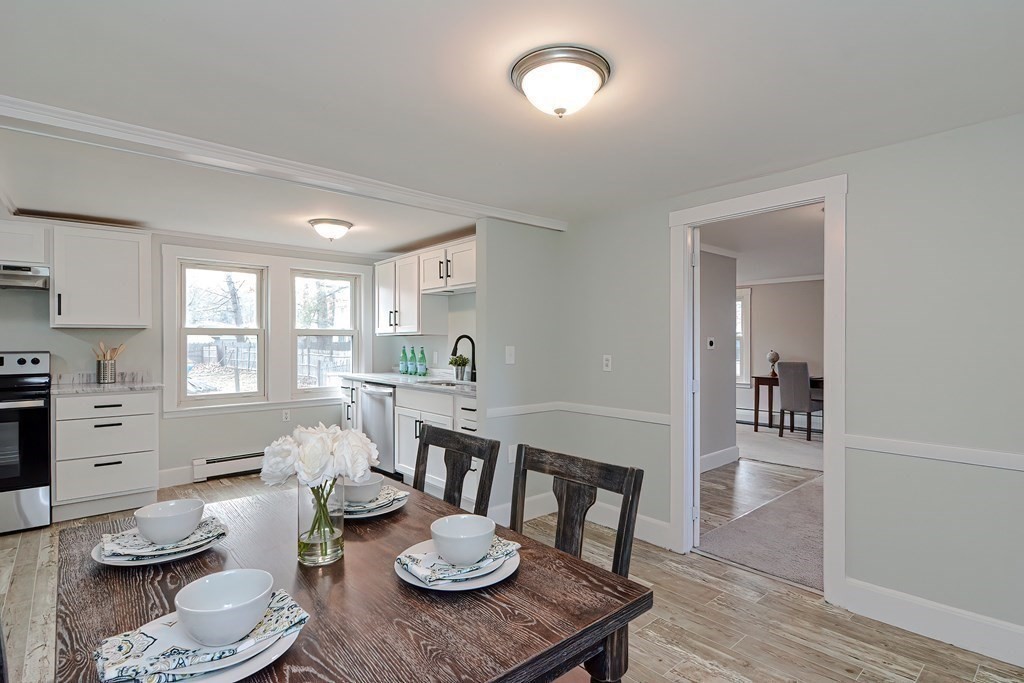 14 Chestnut Road Westford, MA 01886 - Photo 8 of 37 Gallery Image 8