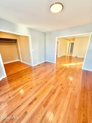 $1,500 | 1740 Van Vranken Avenue, Unit 2, Schenectady, NY 12308