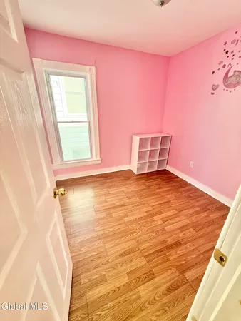 $1,500 | 1740 Van Vranken Avenue, Unit 2, Schenectady, NY 12308