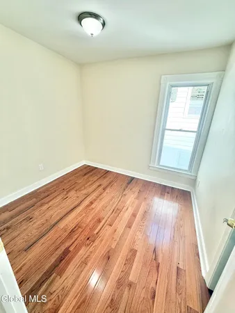 $1,500 | 1740 Van Vranken Avenue, Unit 2, Schenectady, NY 12308