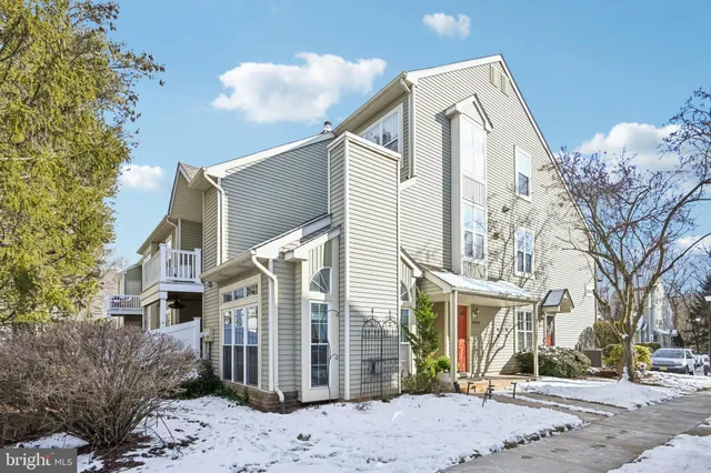 $349,999 | 2603A Yarmouth Lane, Mount Laurel, NJ 08054