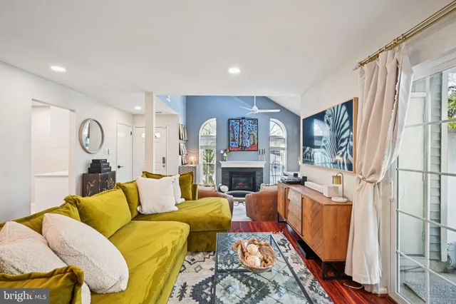 $349,999 | 2603A Yarmouth Lane, Mount Laurel, NJ 08054