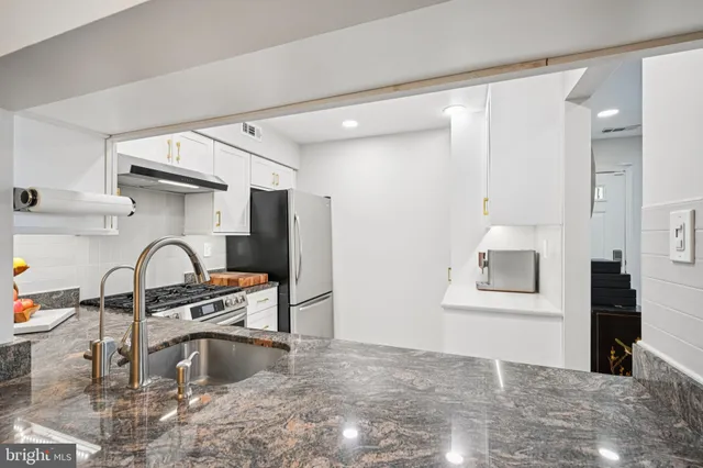 $349,999 | 2603A Yarmouth Lane, Mount Laurel, NJ 08054