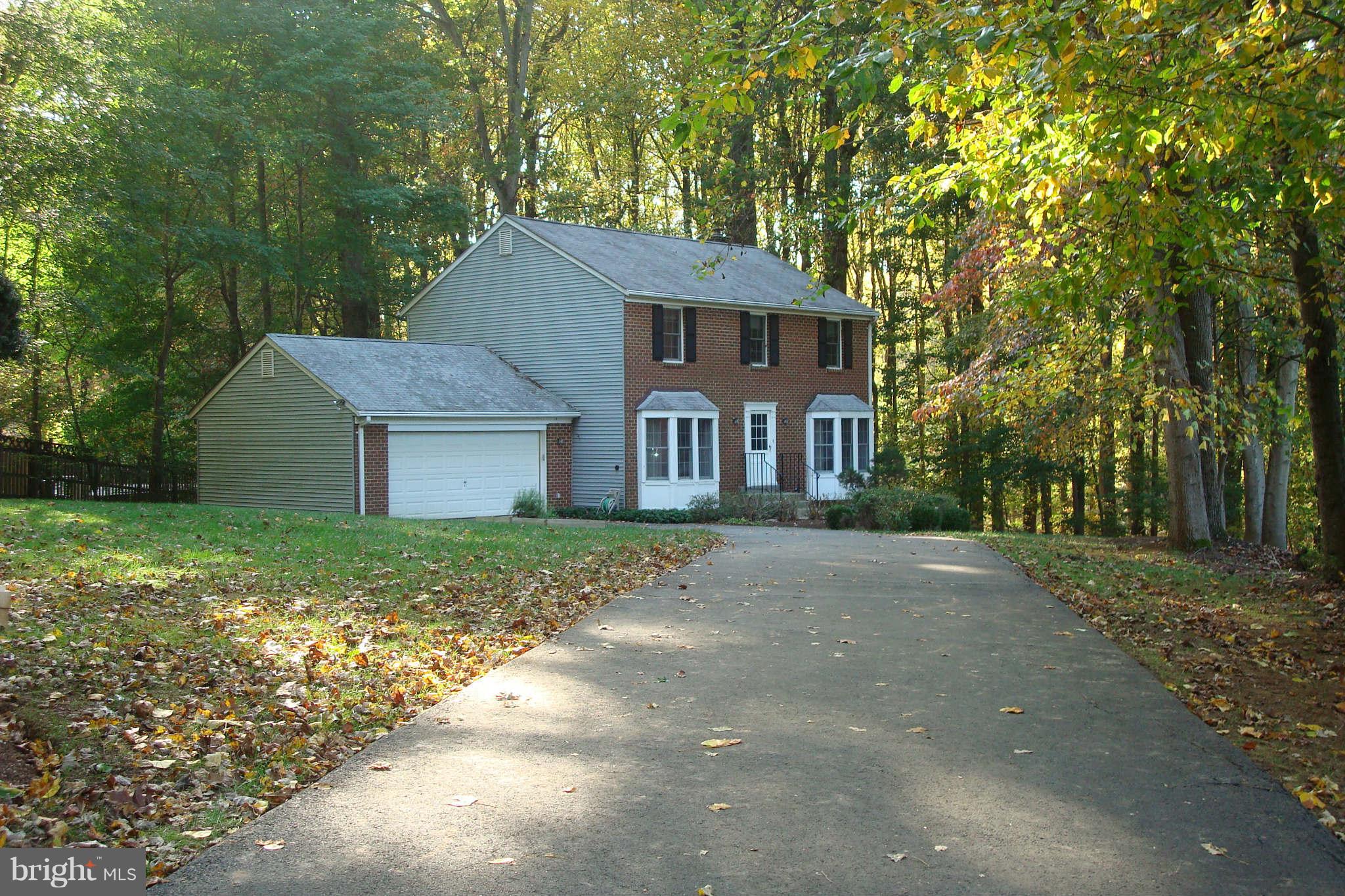 11836 Larry Road Fairfax, VA 22030 - Photo 1 of 24 Exterior (Front)