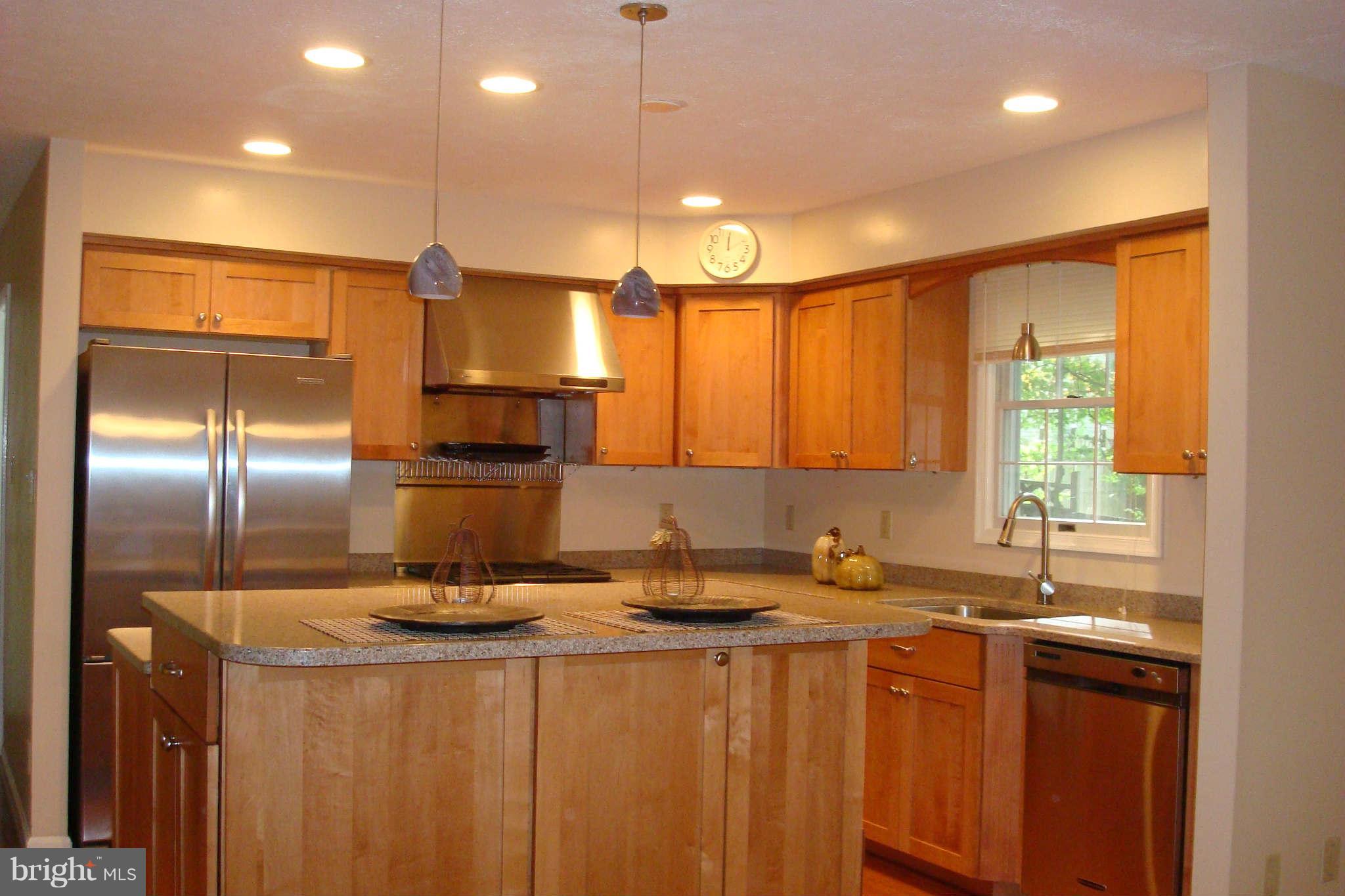 11836 Larry Road Fairfax, VA 22030 - Photo 2 of 24 Kitchen