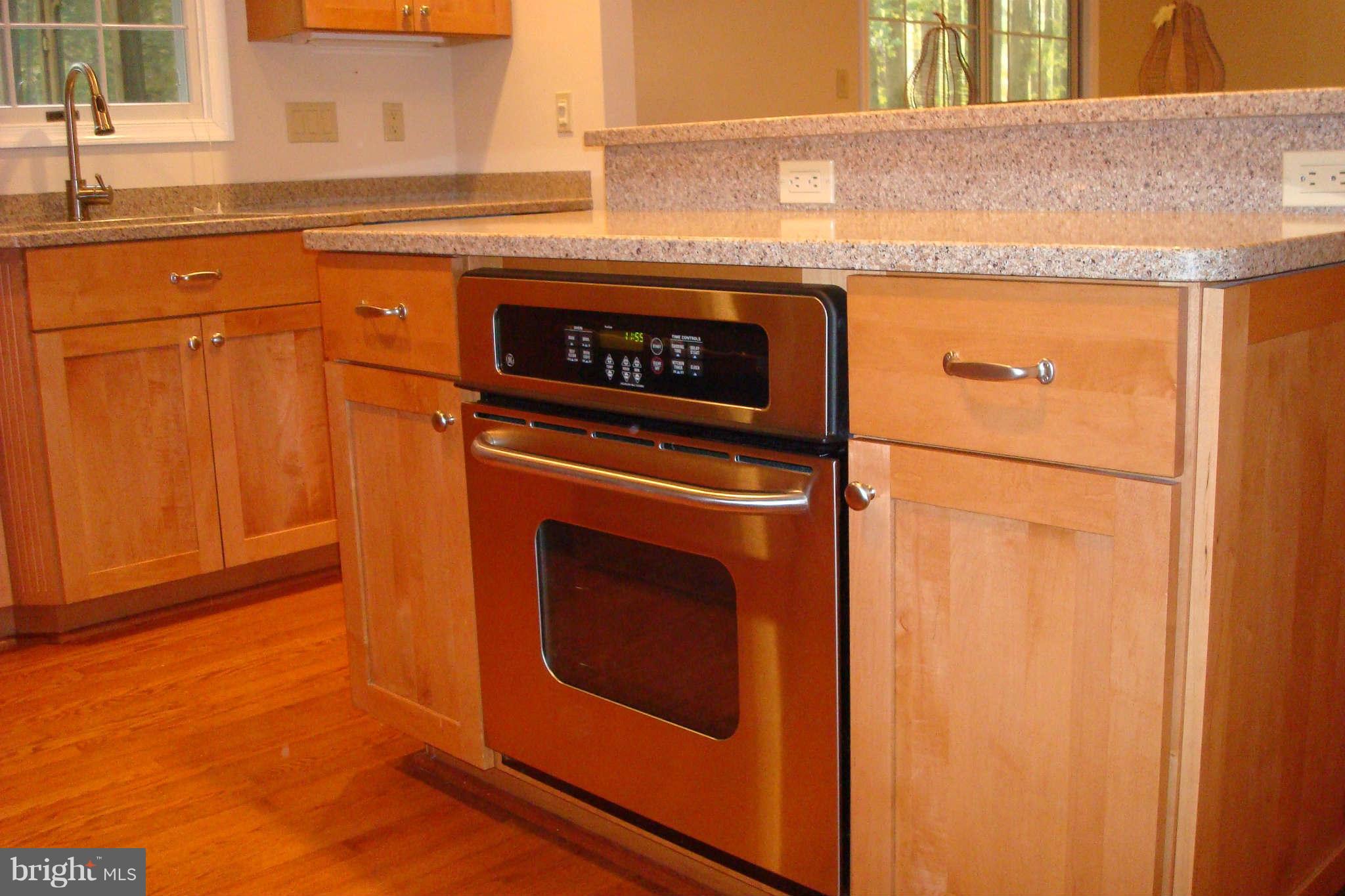 11836 Larry Road Fairfax, VA 22030 - Photo 5 of 24 Kitchen