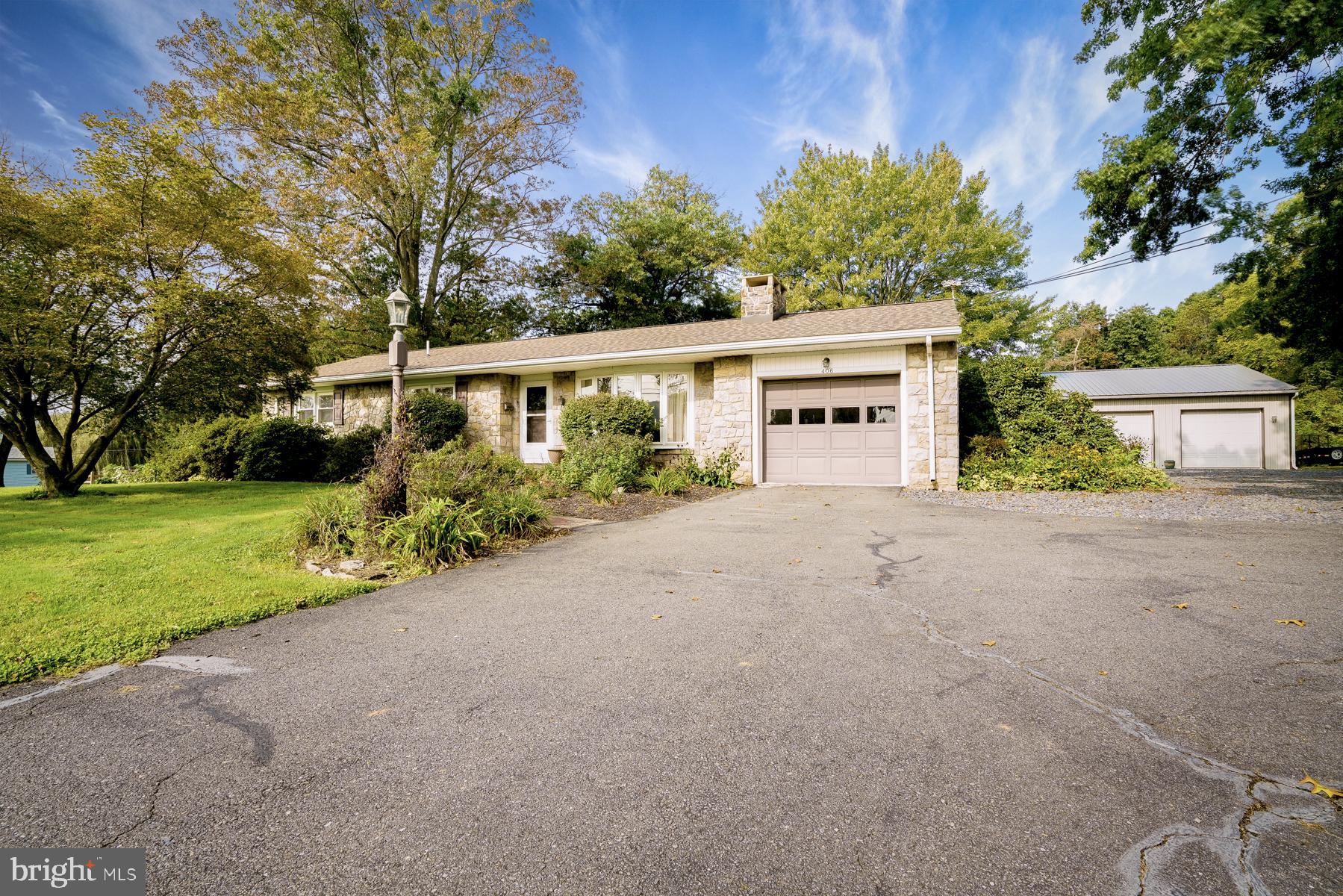 406 Old Airport Road, Douglassville, PA 19518 Compass
