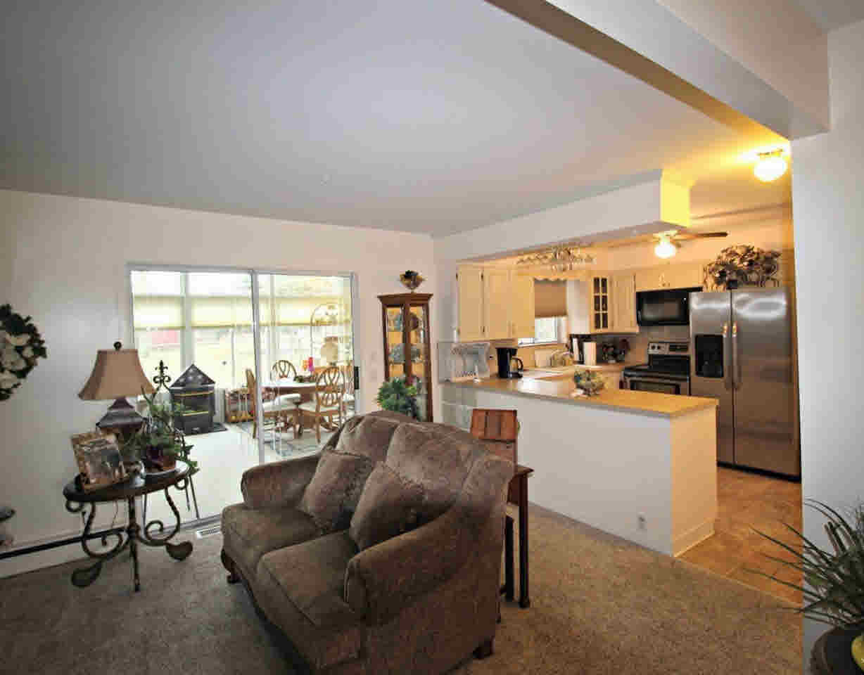 7270 North Webster Road Mount Morris, MI 48458 - Photo 9 of 30 21243279-8.JPG