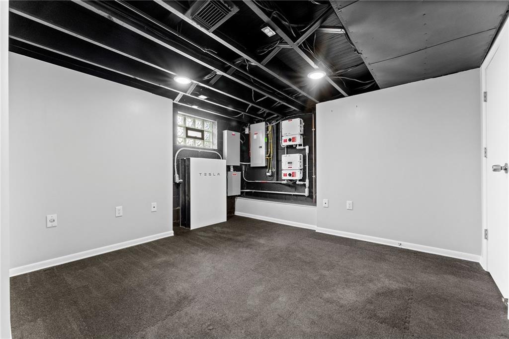 4076 Cork Bocktown Road Clinton, PA 15026 - Photo 28 of 42 Gallery Image 28