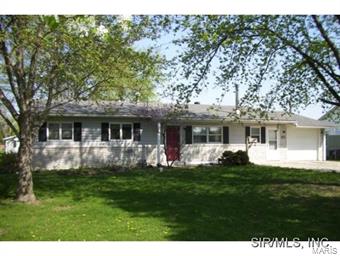 112 Prairie Greenfield, IL 62044 - Photo 1 of 1 Gallery Image 1