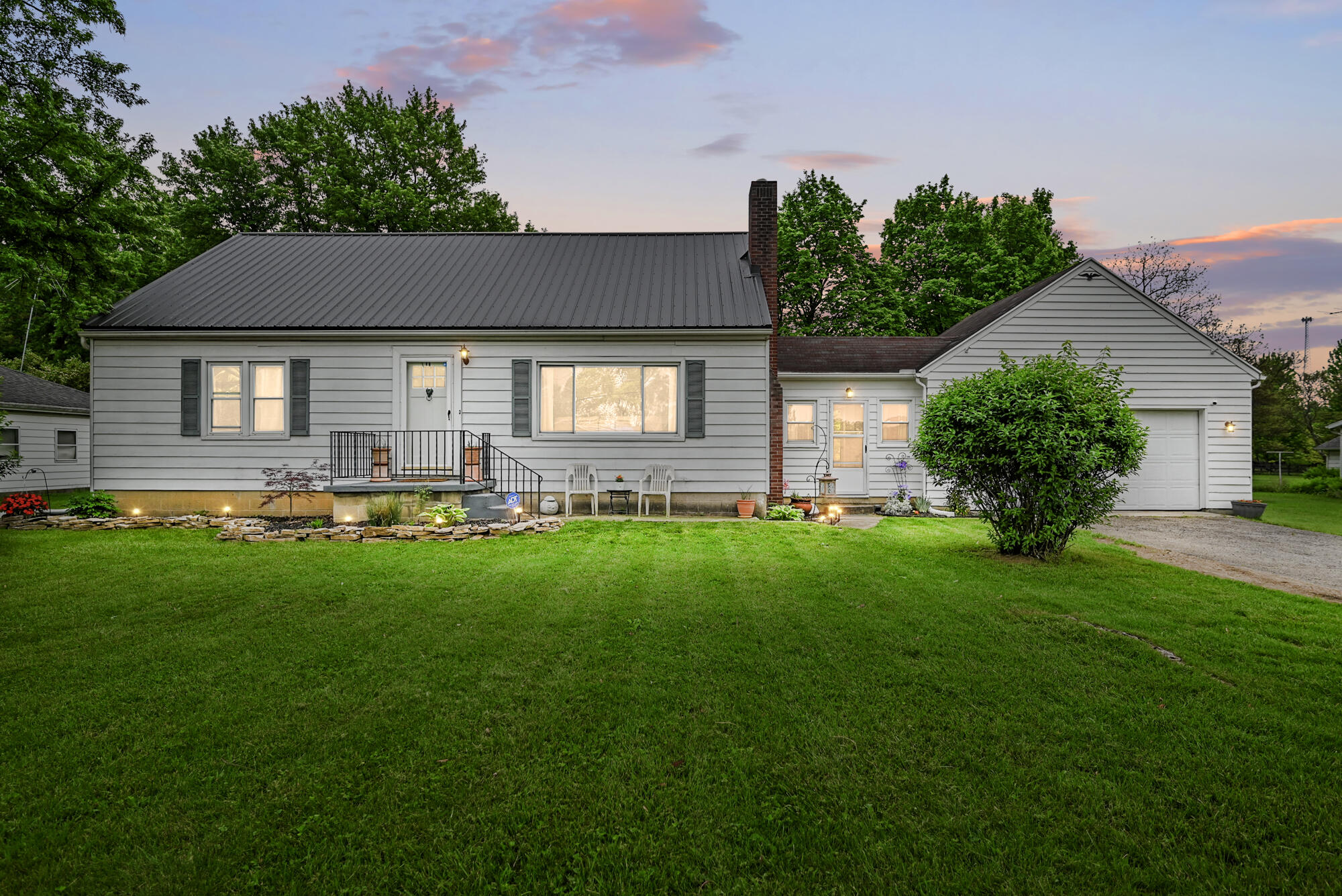 2138 Troy Road Springfield, OH 45504 - Photo 1 of 42 Gallery Image 1
