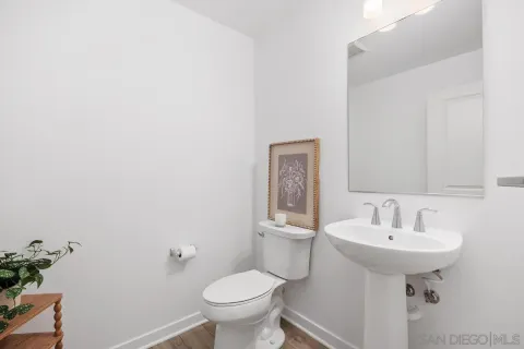 an empty room with an entryway