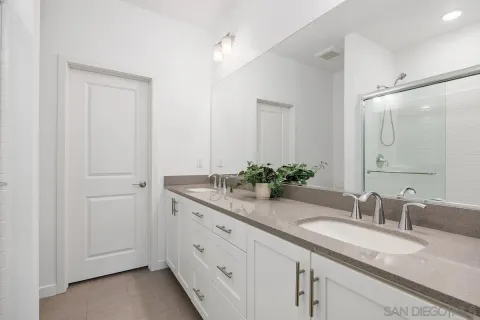 a view of walk in closet