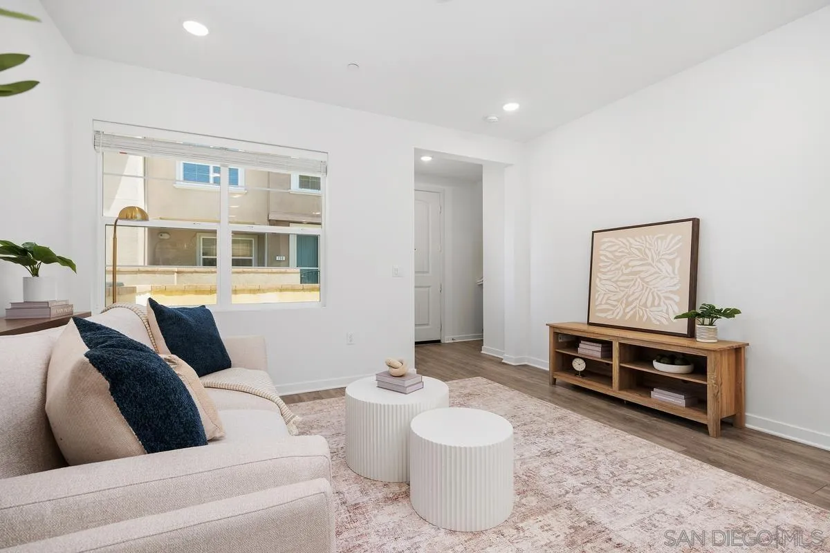 170 Diamante Road San Marcos, CA 92078 - Photo 6 of 31