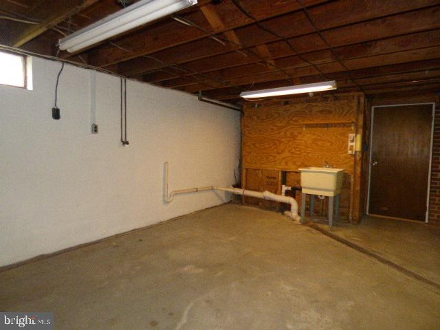 2327 Maple Road York, PA 17408 - Photo 17 of 20