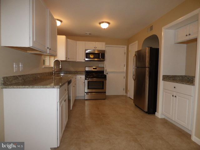 2327 Maple Road York, PA 17408 - Photo 6 of 20