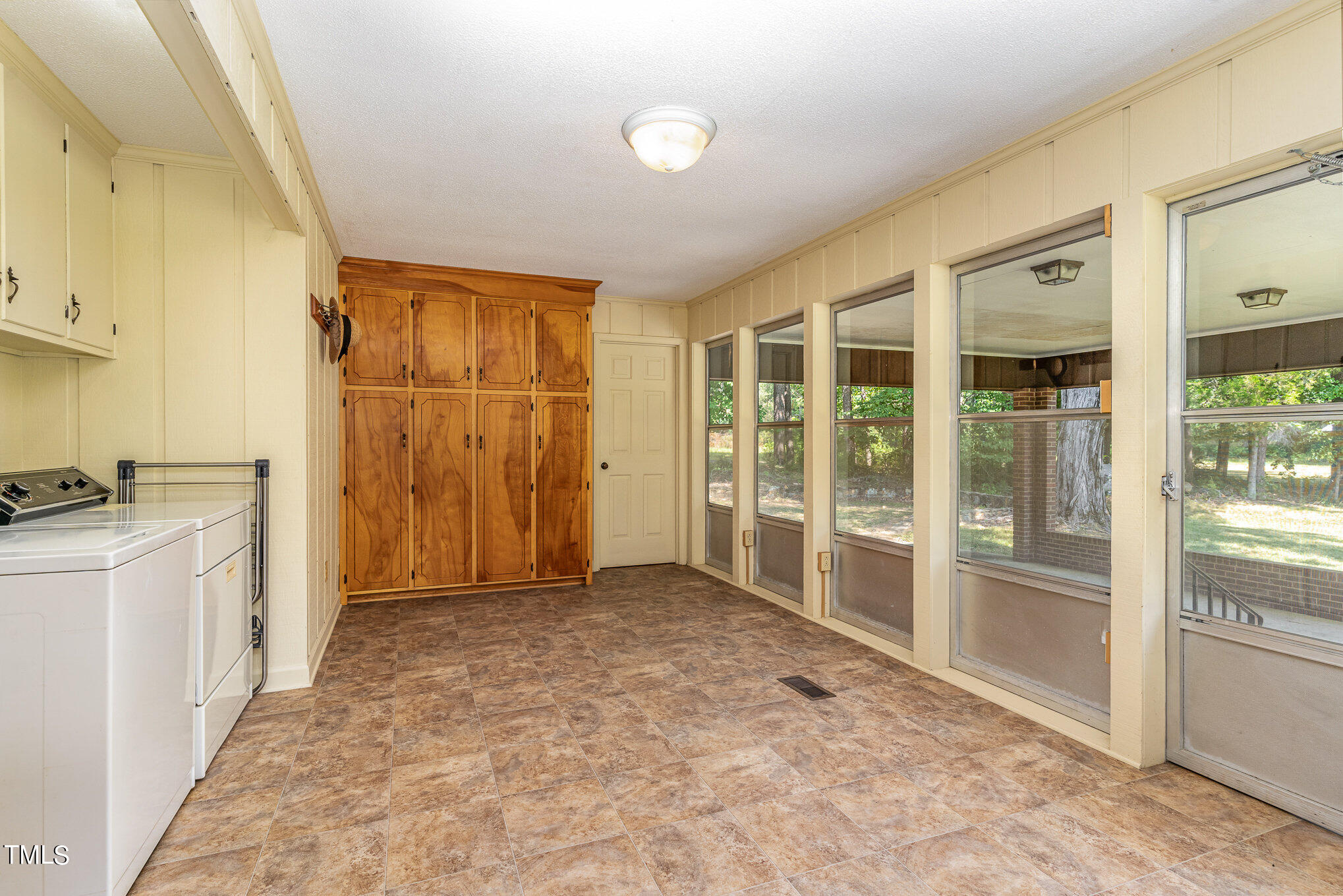 8450 Perry Road Graham, NC 27253 - Photo 24 of 37
