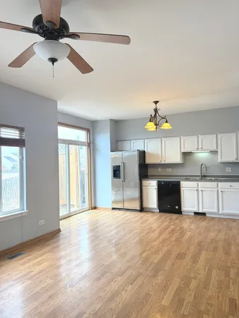 $2,650 | 2208 Rebecca Circle, Unit 2208, Montgomery, IL 60538