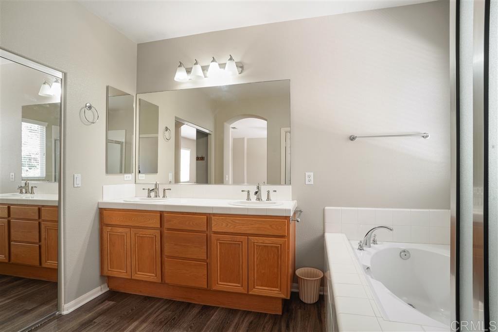 3852 Stoneridge Road Carlsbad, CA 92010 - Photo 16 of 25 Gallery Image 16