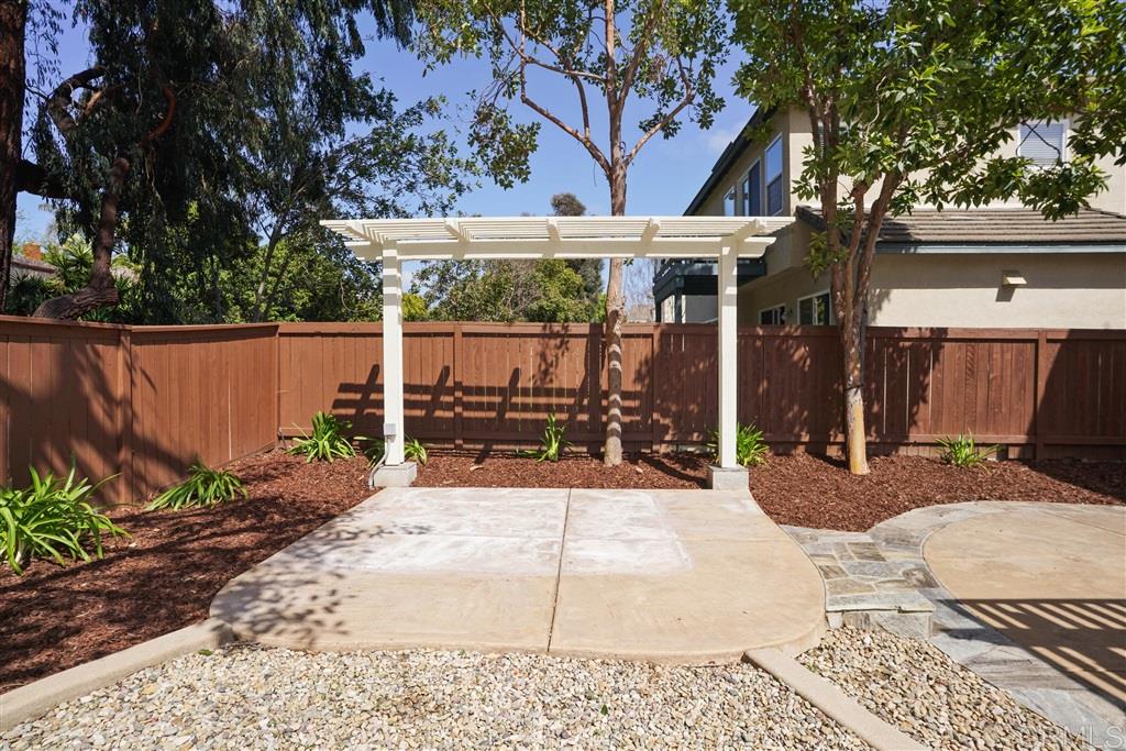 3852 Stoneridge Road Carlsbad, CA 92010 - Photo 23 of 25 Gallery Image 23