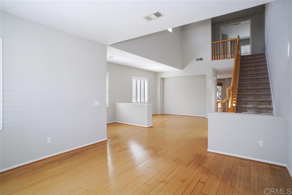 3852 Stoneridge Road Carlsbad, CA 92010 - Photo 4 of 25 Gallery Image 4