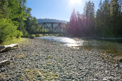 $1,450,000 | 1990 Ruby King Loop, Cle Elum, WA 98922