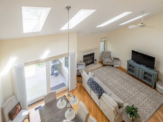 $4,100 | 12 Boulevard Drive, Unit 172, Danbury, CT 06810