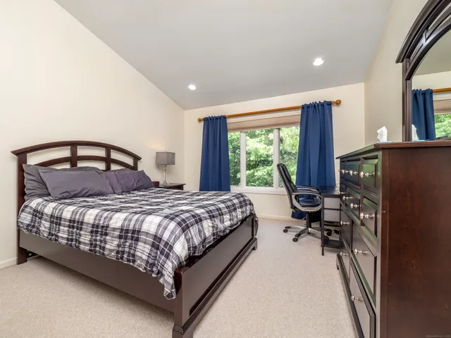 $4,100 | 12 Boulevard Drive, Unit 172, Danbury, CT 06810