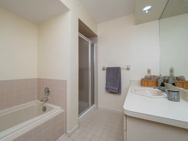 $4,100 | 12 Boulevard Drive, Unit 172, Danbury, CT 06810