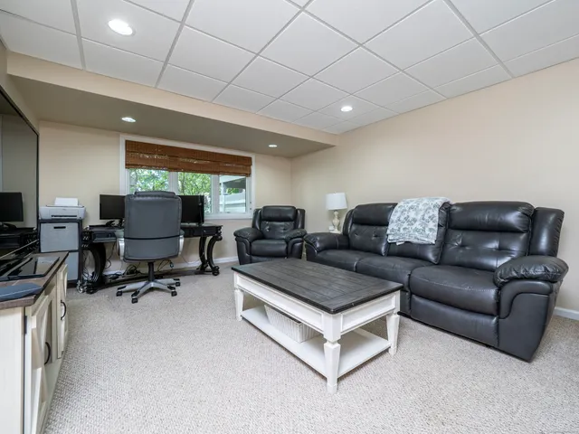 $4,100 | 12 Boulevard Drive, Unit 172, Danbury, CT 06810