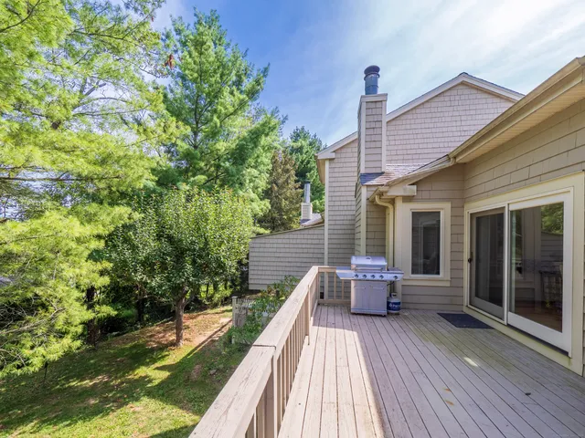 $4,100 | 12 Boulevard Drive, Unit 172, Danbury, CT 06810