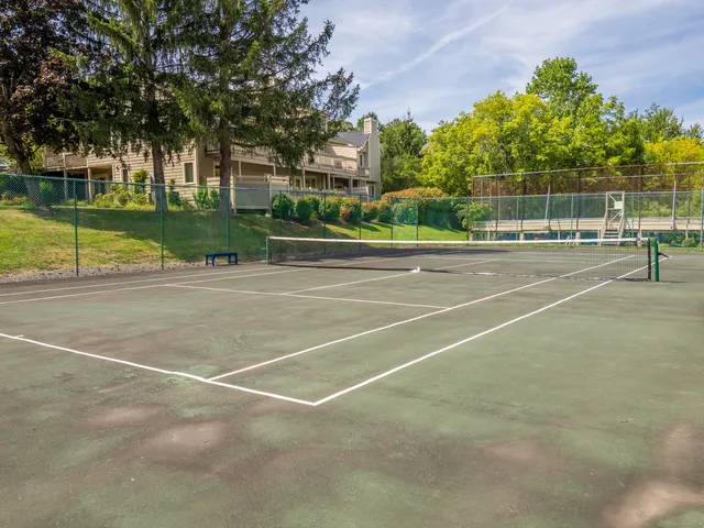 $4,100 | 12 Boulevard Drive, Unit 172, Danbury, CT 06810