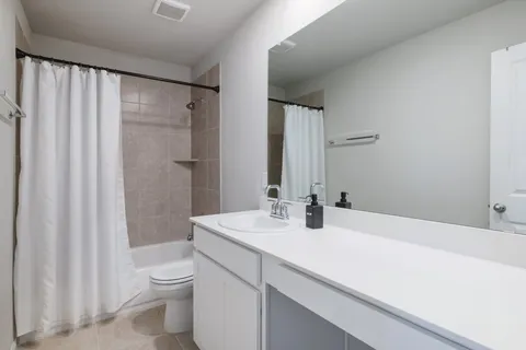 $275,000 | 314 Sunshine Lane, Kyle, TX 78640
