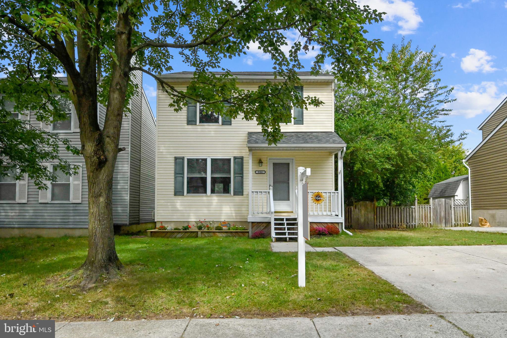 986 Pebblestone Road Pasadena, MD 21122 - Photo 1 of 57 Gallery Image 1